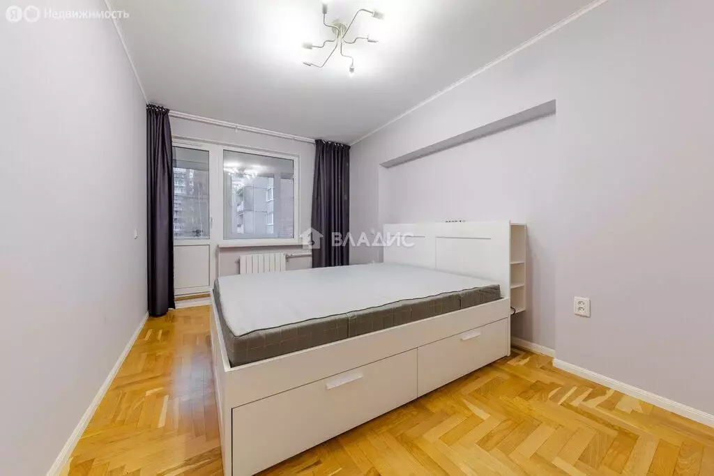 3-комнатная квартира: Санкт-Петербург, Школьная улица, 104к2 (67.9 м) - Фото 1