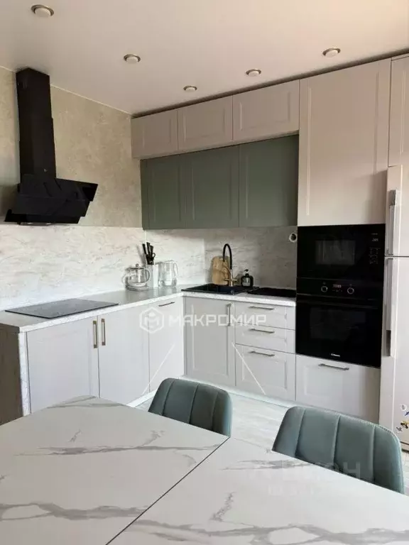 3-к кв. Новосибирская область, Новосибирск ул. Адриена Лежена, 15 ... - Фото 1