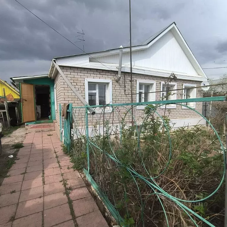 Дом в Самарская область, Кинель ул. Суворова, 9 (70 м) - Фото 0