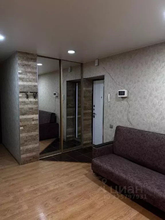 2-к кв. Крым, Симферополь ул. Ковыльная, 90 (65.0 м) - Фото 1