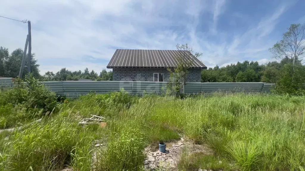 Дом в Сахалинская область, Южно-Сахалинск Майкопская ул., 9 (42 м) - Фото 1