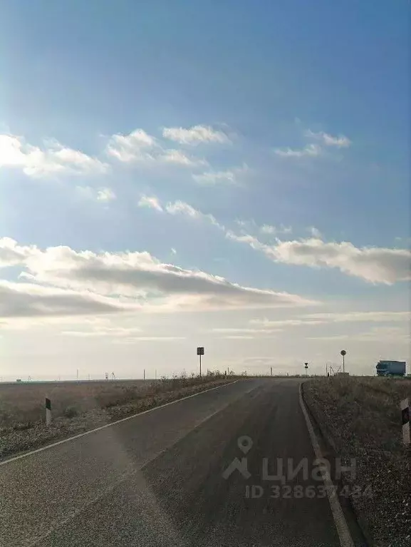 Участок в Крым, Сакский район, Суворовское с/пос, Заводское СПК ул. ... - Фото 1