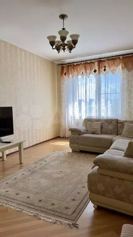 1-к. квартира, 54 м, 11/15 эт. - Фото 1