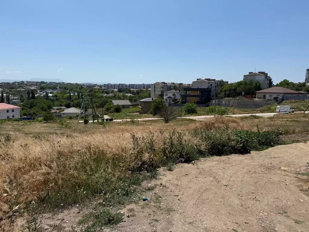 Участок в Крым, Симферопольский район, с. Мирное ул. Независимости ... - Фото 0
