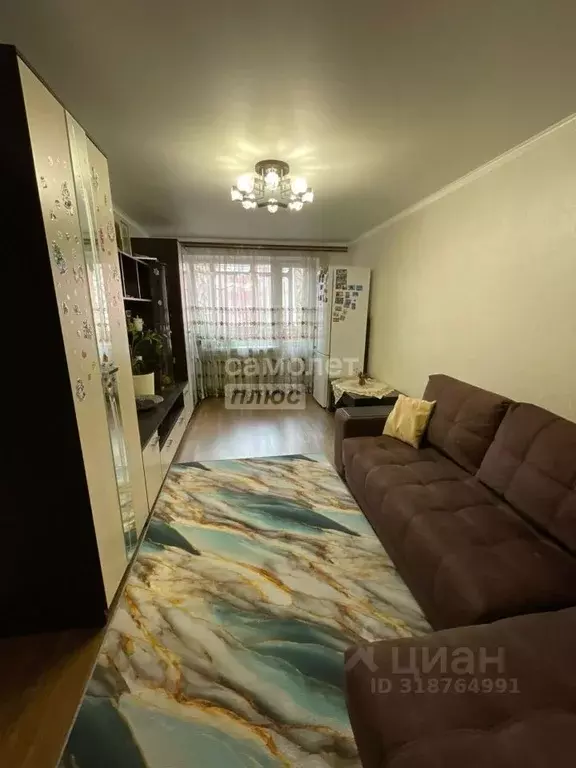 3-к кв. Курская область, Курск просп. Кулакова, 33А (60.8 м) - Фото 0