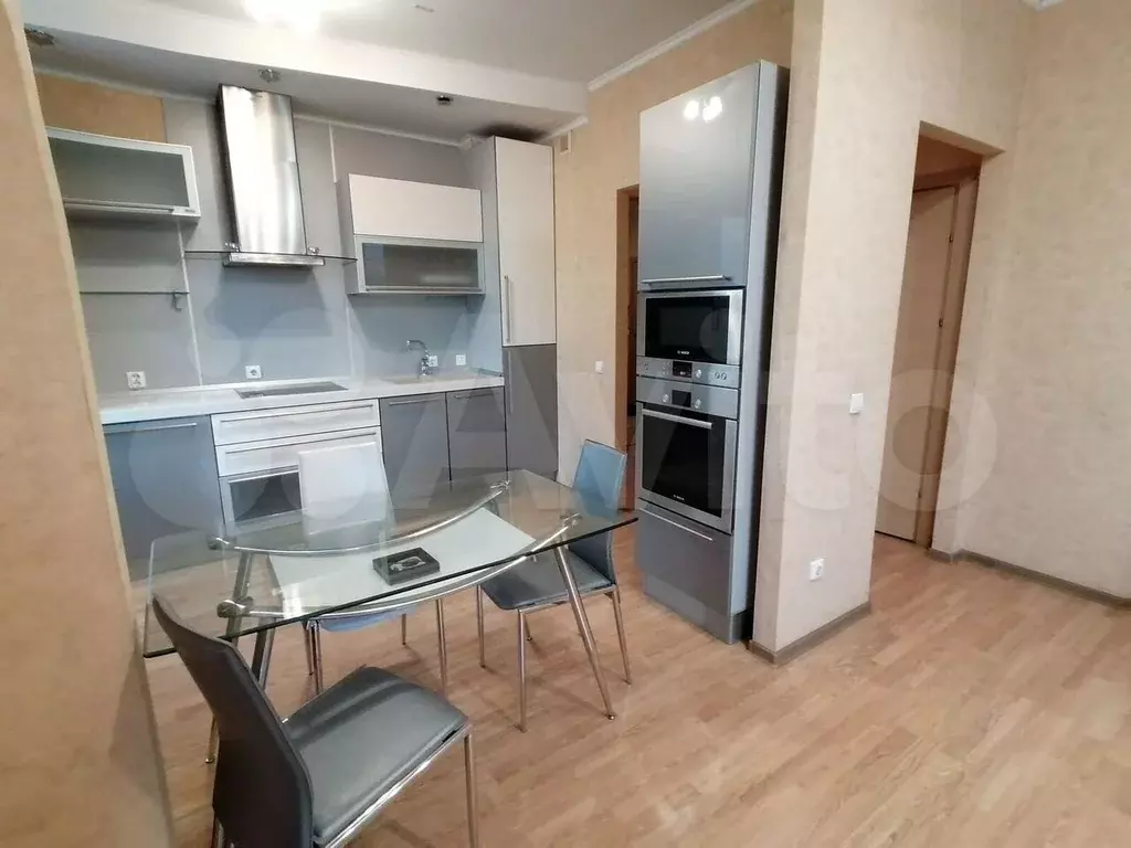 2-к. квартира, 55 м, 3/17 эт. - Фото 1