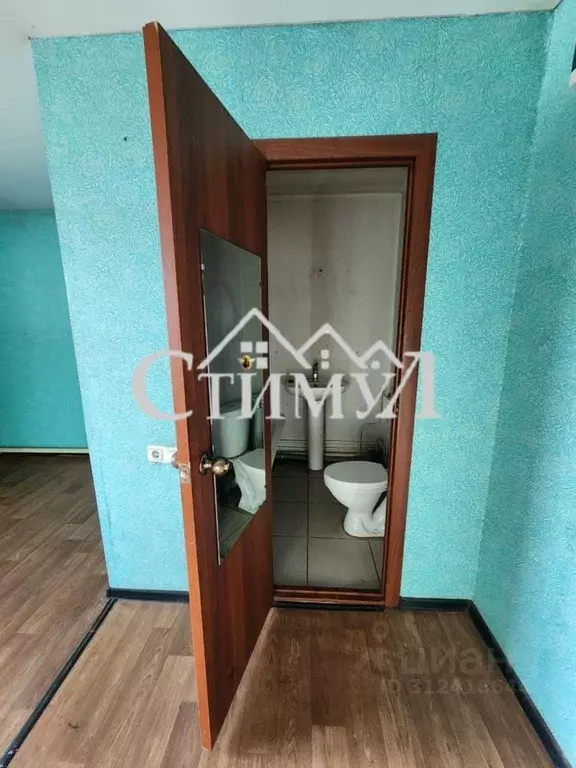 Дом в Хакасия, Усть-Абаканский район, с. Усть-Бюр ул. Петухова, 12 (34 ... - Фото 2