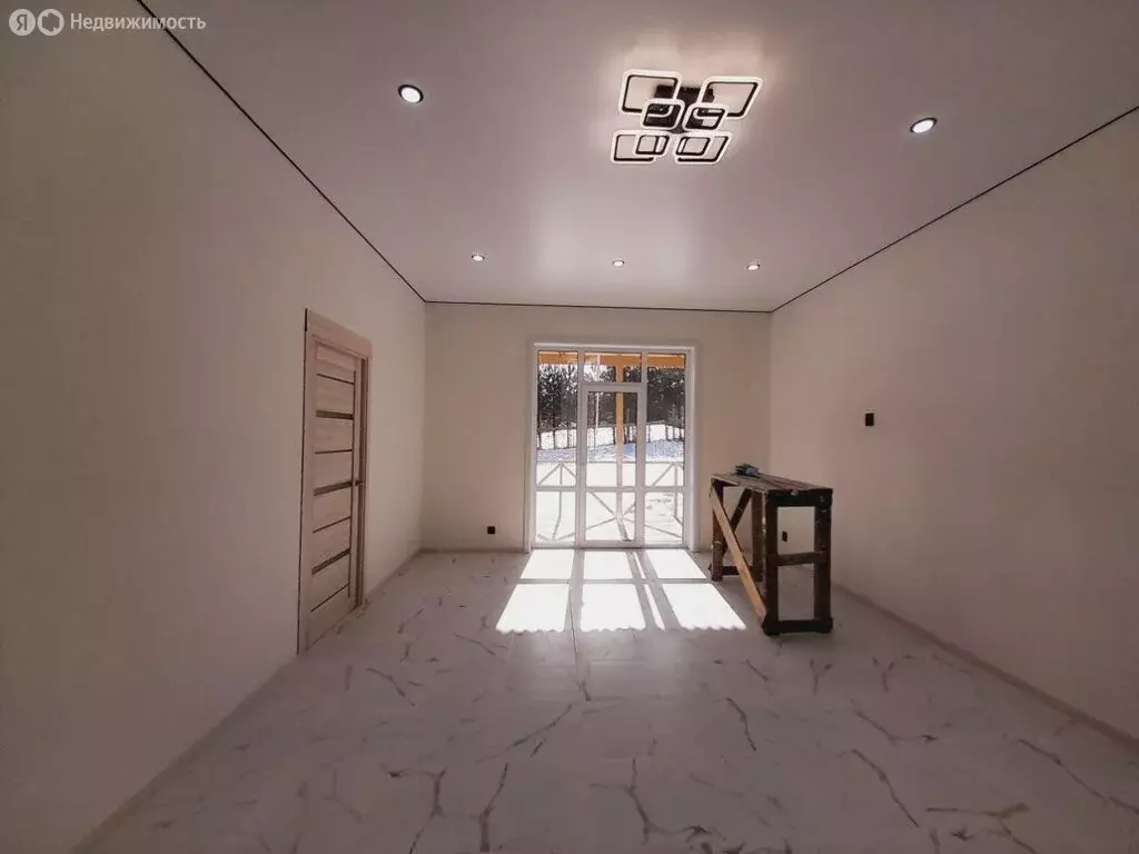 Дом в деревня Карлук, улица Агея Гранина (100 м) - Фото 2