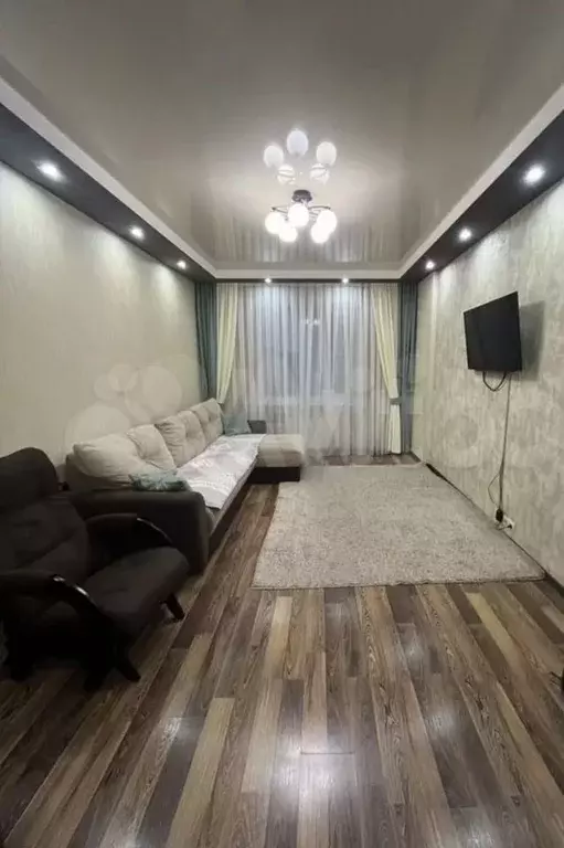 2-к. квартира, 65 м, 8/10 эт. - Фото 0
