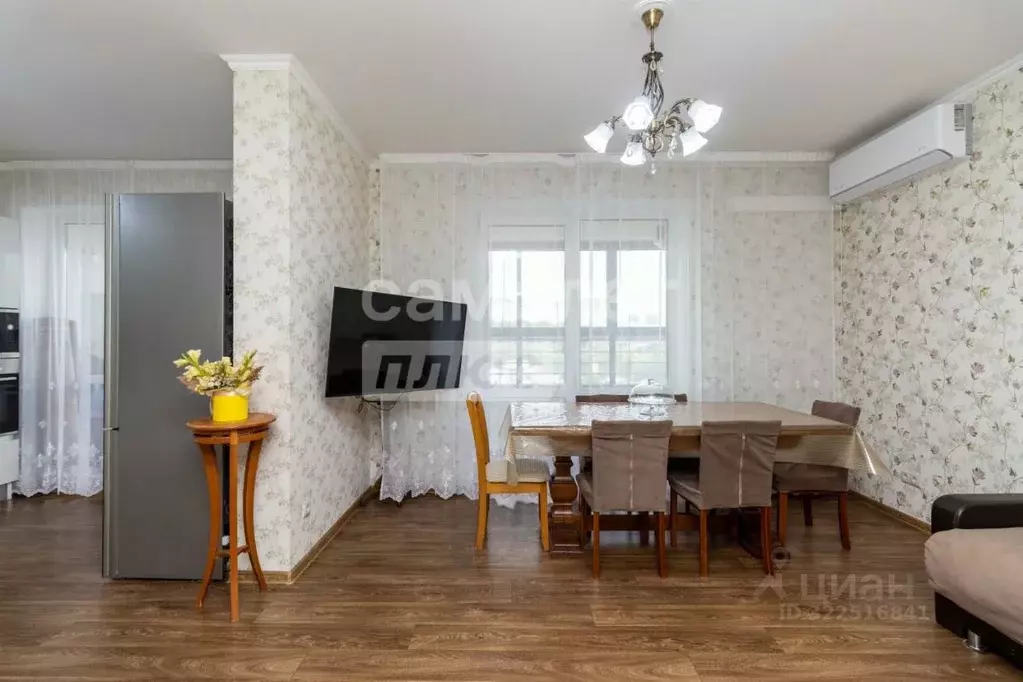 3-к кв. Ханты-Мансийский АО, Сургут Игоря Киртбая ул., 4 (80.4 м) - Фото 1