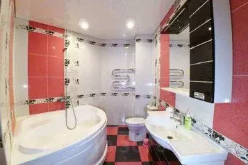 2-к кв. Татарстан, Казань ул. Адоратского, 4 (60.0 м) - Фото 1