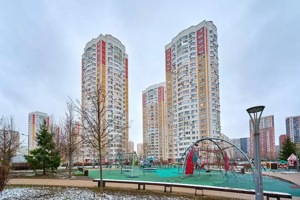 3-к кв. Москва, Москва, Московский г. ул. Москвитина, 5к2 (74.5 м) - Фото 1