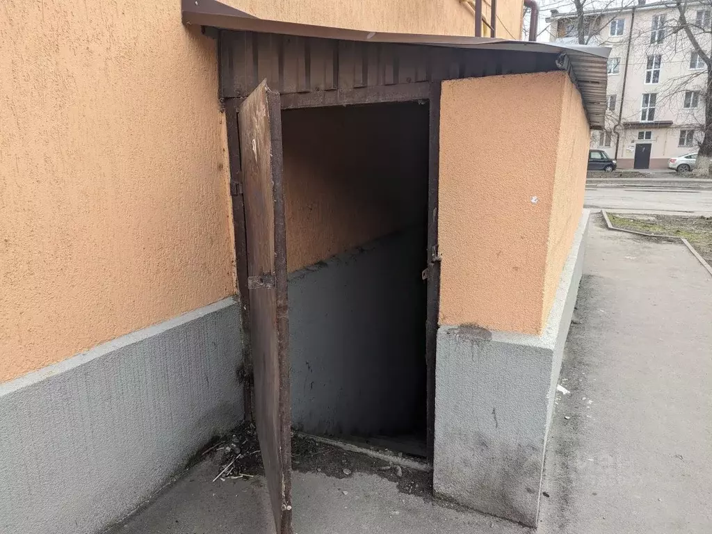 Помещение свободного назначения в Ростовская область, Новочеркасск ул. ... - Фото 1