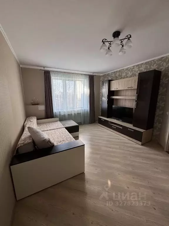 1-к кв. Ленинградская область, Шлиссельбург Кировский район, ул. ... - Фото 1