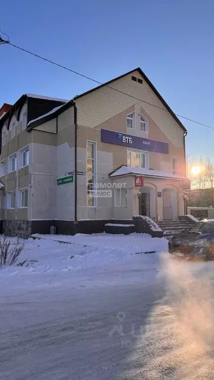 Офис в Ханты-Мансийский АО, Когалым Ленинградская ул., 19 (180 м) - Фото 1