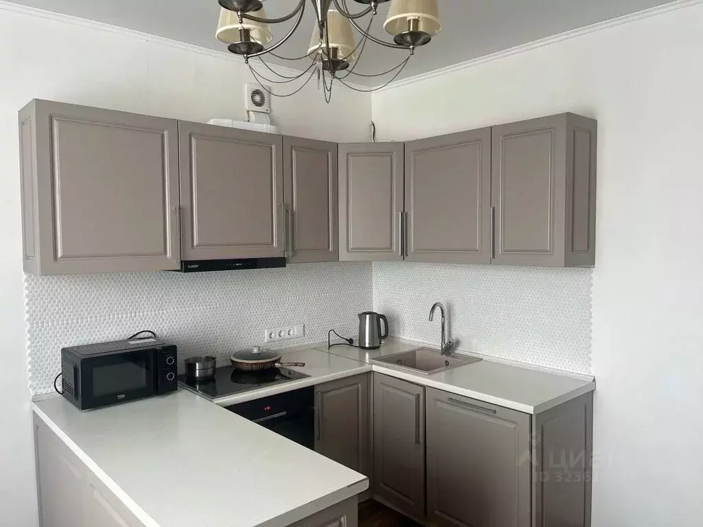 2-к кв. Тюменская область, Тюмень ул. Циолковского, 7к2 (65.0 м) - Фото 1