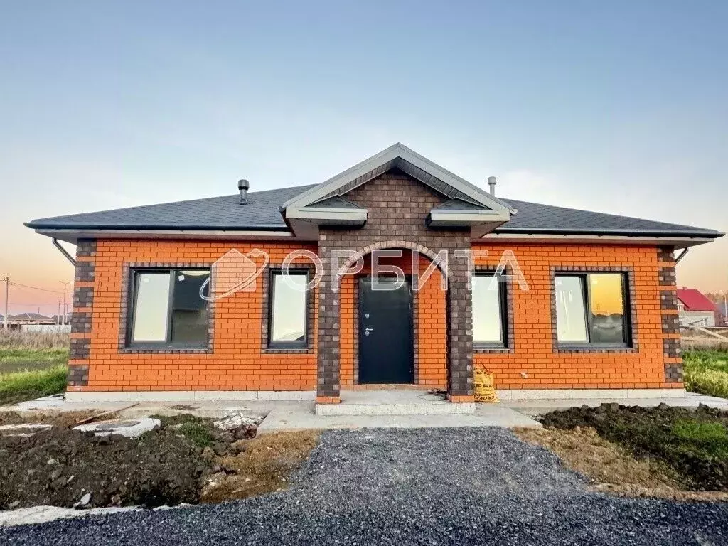 Дом в Тюменская область, Тюменский муниципальный округ, с. Кулаково  ... - Фото 0