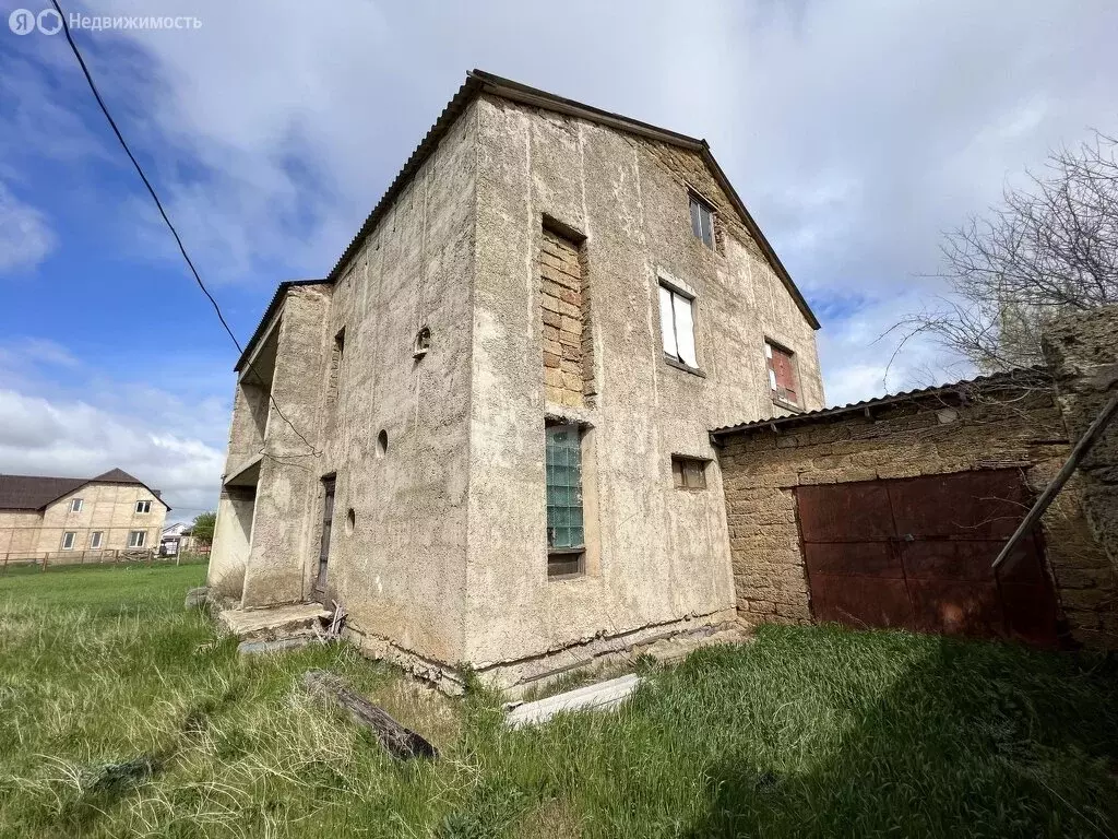 Дом в Лесновка, Тенистая улица (275 м) - Фото 1