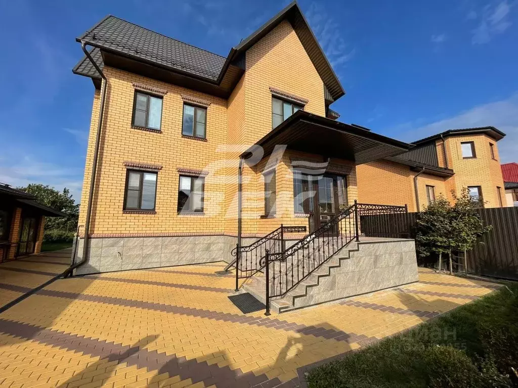 Дом в Курская область, Курск Песчаная ул., 13 (245 м) - Фото 2