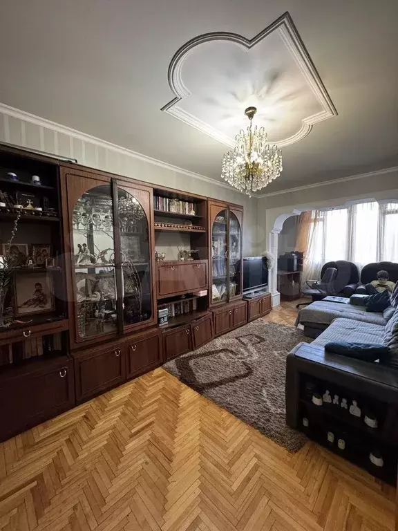 3-к. квартира, 64 м, 5/5 эт. - Фото 0