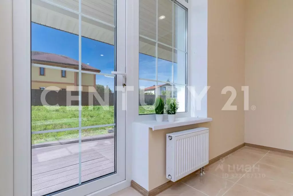 Дом в Ленинградская область, Ломоносовский район, Ропшинское с/пос, д. ... - Фото 1