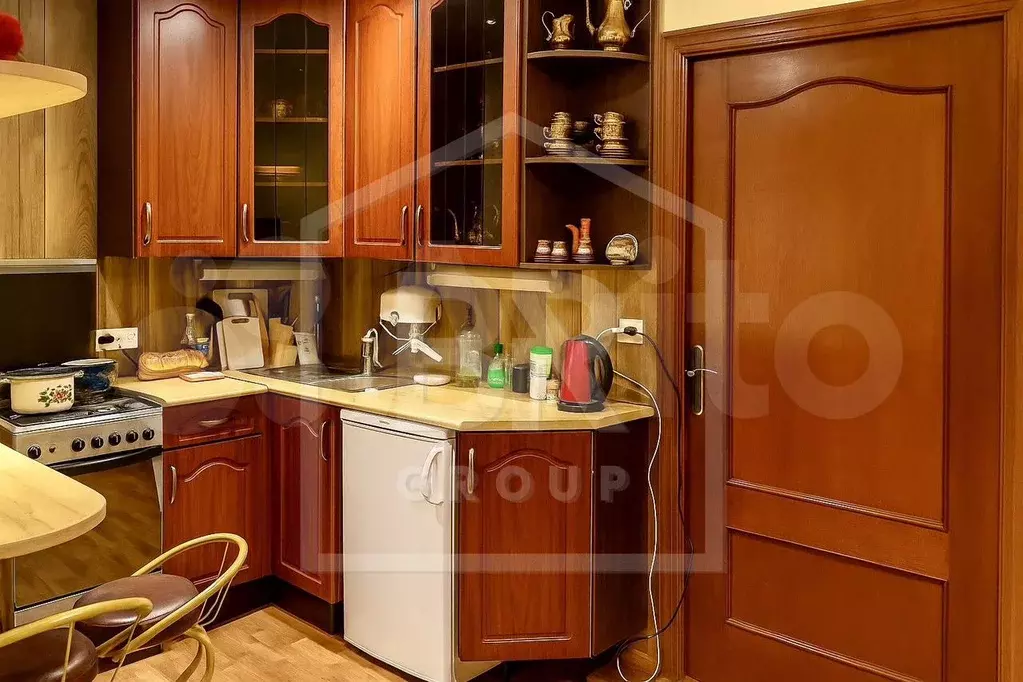 1-к. квартира, 54 м, 1/5 эт. - Фото 1
