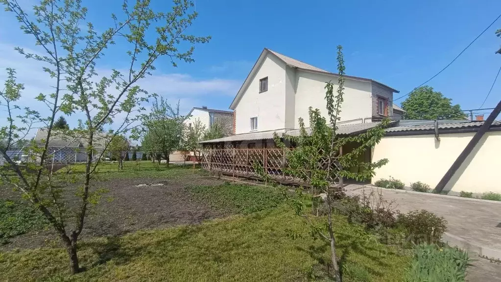 Дом в Саратовская область, Балашов Индустриальный проезд, 4 (250 м) - Фото 2
