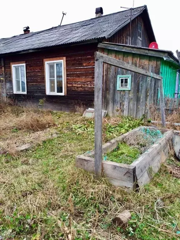 Дом в Хабаровский край, Имени Лазо район, Мухен рп Линейная ул. (65 м) - Фото 0