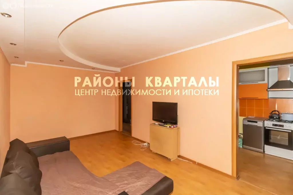 3-комнатная квартира: Челябинск, улица Дзержинского, 20 (62.9 м) - Фото 1