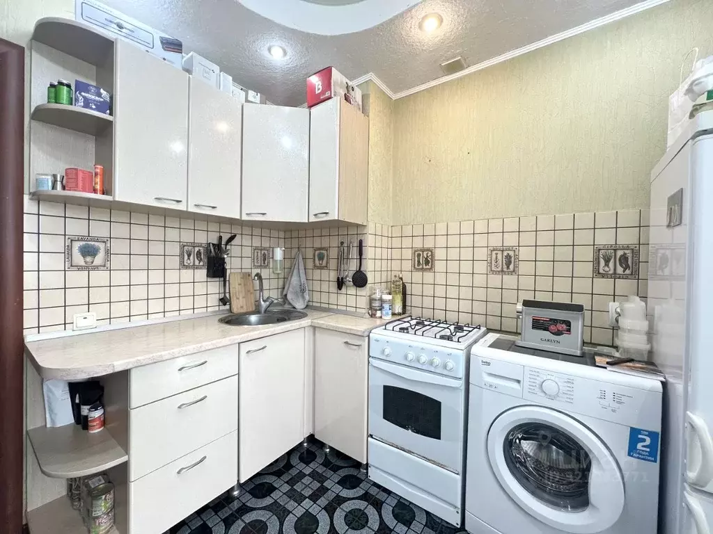 1-к кв. Волгоградская область, Волжский Оломоуцкая ул., 35Б (32.8 м) - Фото 0