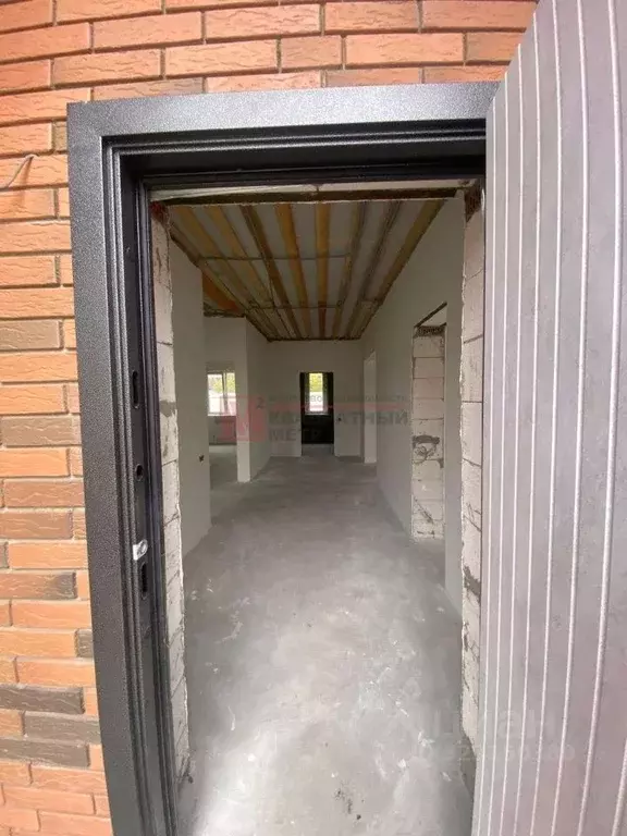 Дом в Белгородская область, Старооскольский городской округ, с. ... - Фото 2