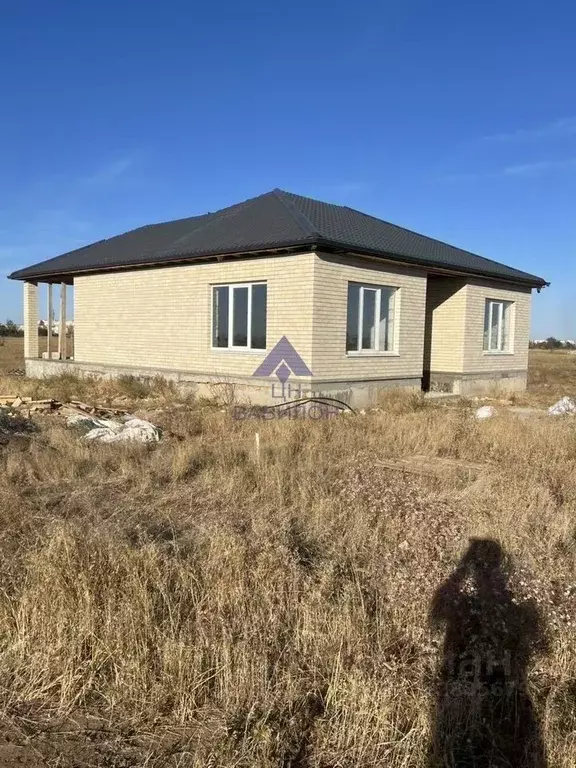 Дом в Ростовская область, Волгодонск ул. Маршала Рокоссовского, 18 ... - Фото 1