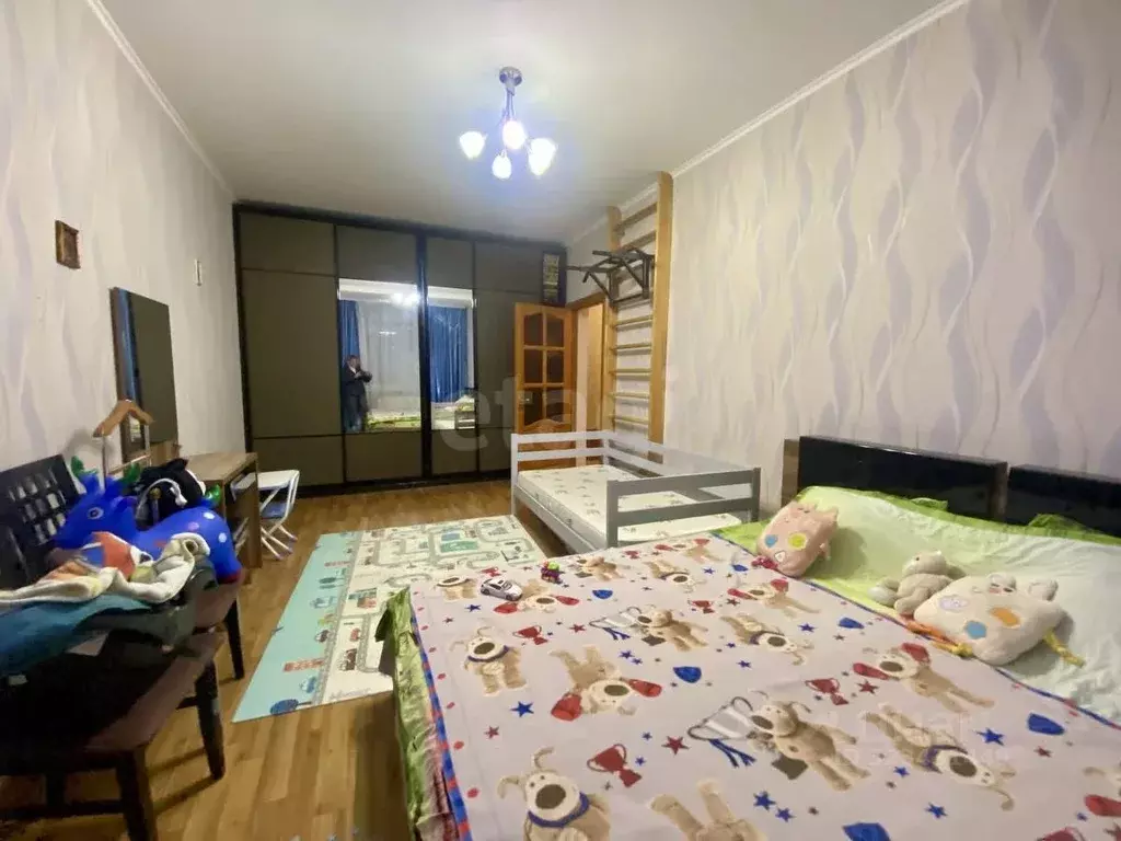 2-к кв. Севастополь ул. Степаняна, 4/1 (58.4 м) - Фото 2