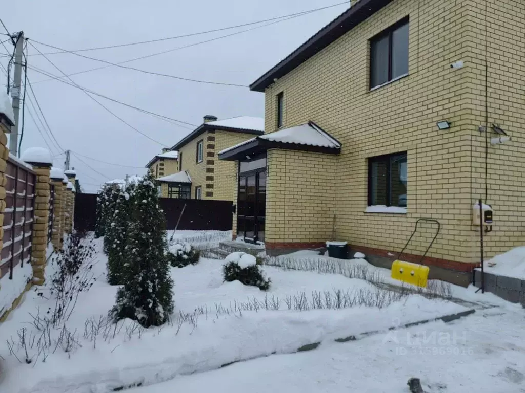 Дом в Татарстан, Пестречинский район, Богородское с/пос, д. Куюки ул. ... - Фото 1