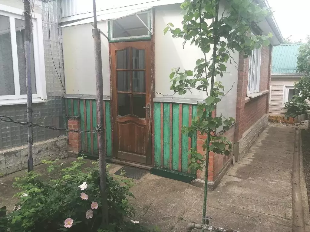 Дом в Краснодарский край, Армавир ул. Мира, 321 (65 м) - Фото 0