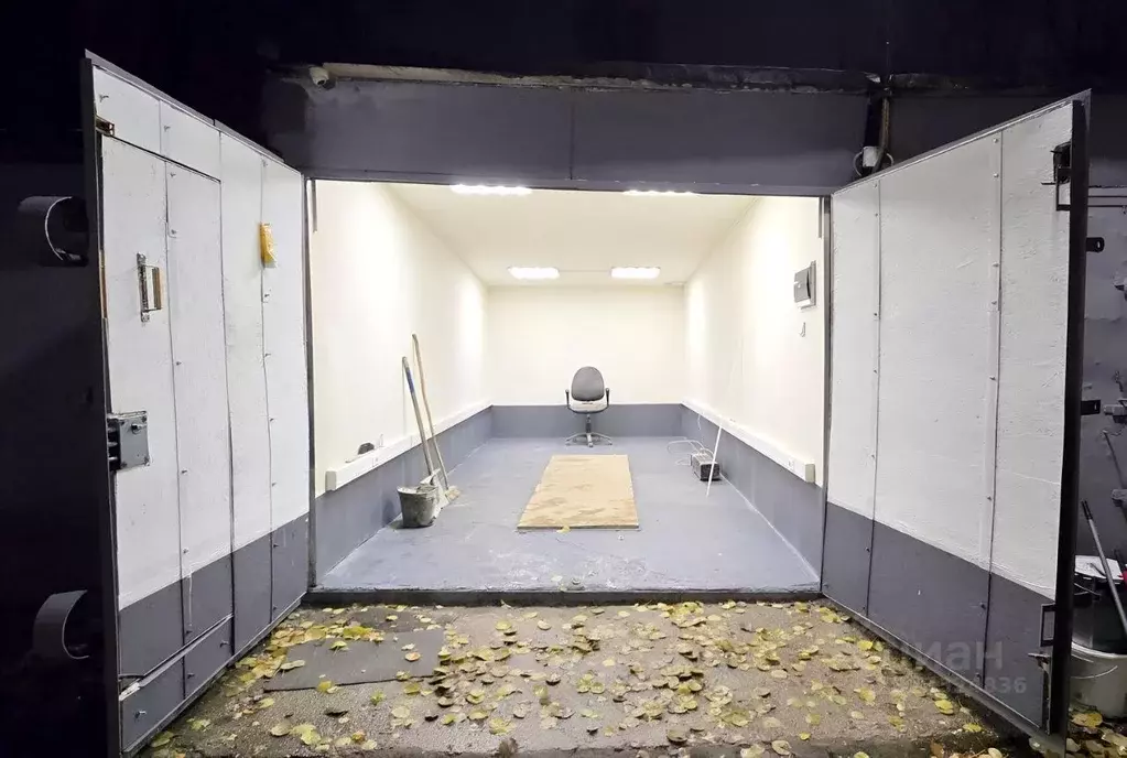 Гараж в Санкт-Петербург Бестужевская ул., 6 (18 м) - Фото 2