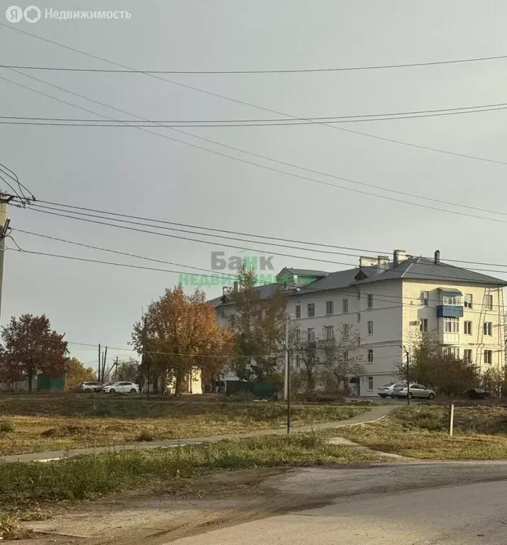 3-комнатная квартира: Вольск, улица Маршала Жукова, 1 (82.6 м) - Фото 0