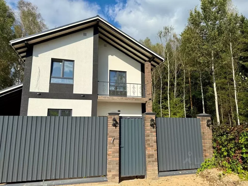 Дом в Калужская область, Жуковский муниципальный округ, Корсаково ... - Фото 1