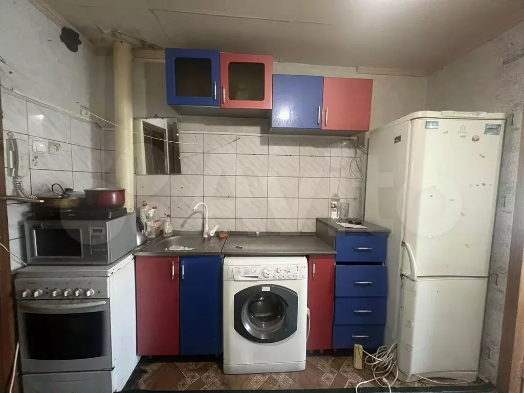 Комната 18 м в 9-к., 3/5 эт. - Фото 1