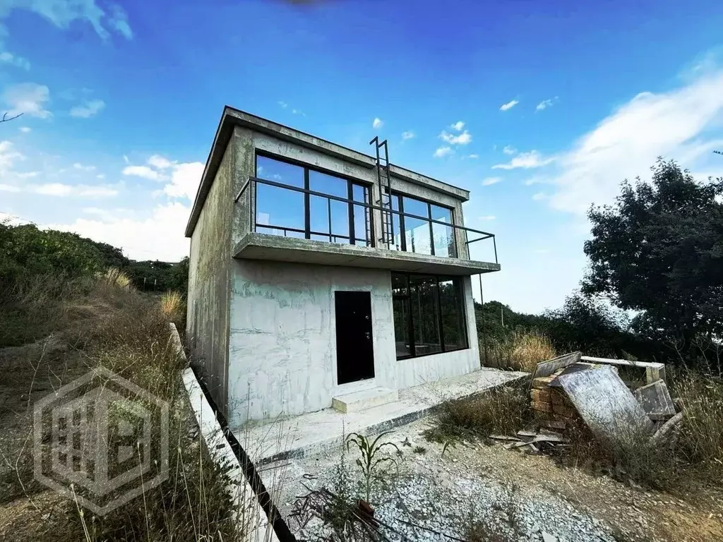 Коттедж в Крым, Алушта муниципальный округ, с. Лавровое  (131 м) - Фото 1