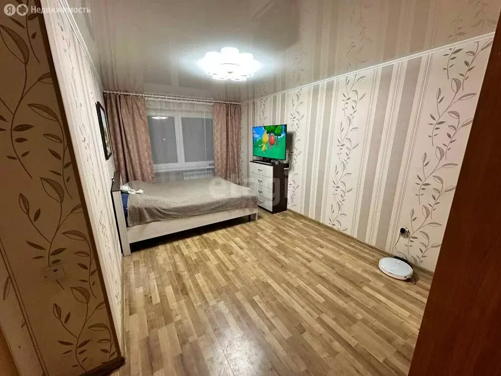 3-комнатная квартира: посёлок городского типа Янтарный, Советская ... - Фото 1