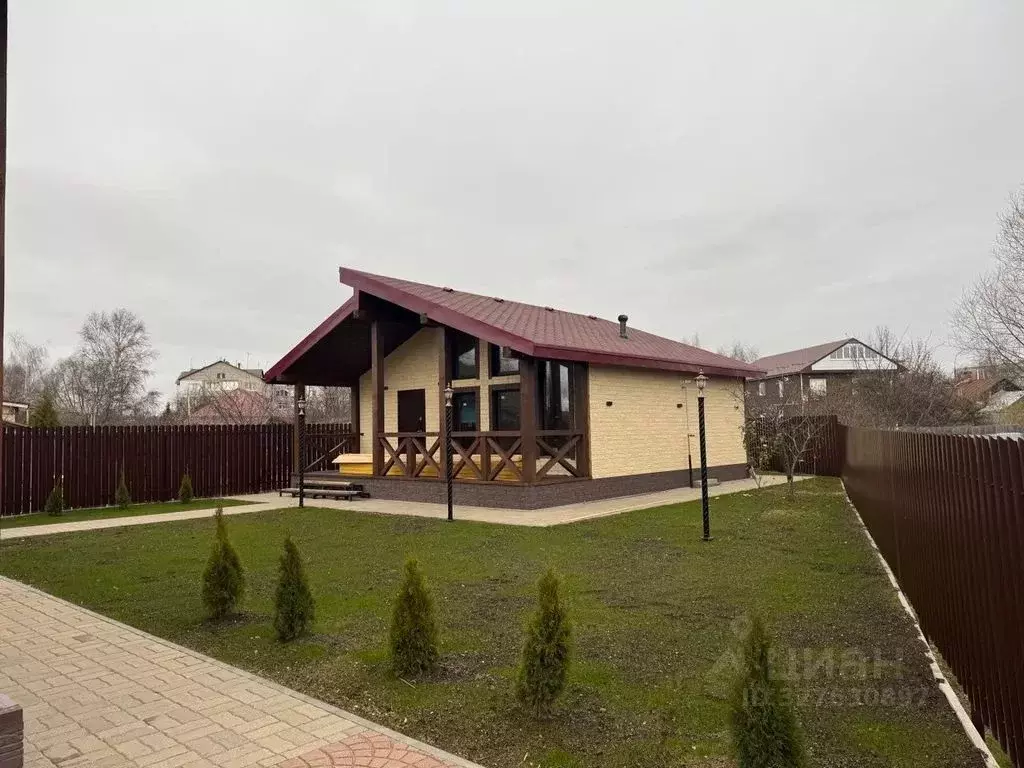 Дом в Ярославская область, Ростов ул. Урицкого, 34 (70 м) - Фото 1