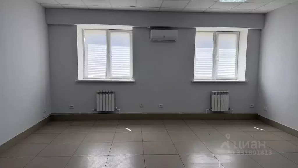 Офис в Татарстан, Казань ул. Мазита Гафури, 50к6 (33 м) - Фото 1