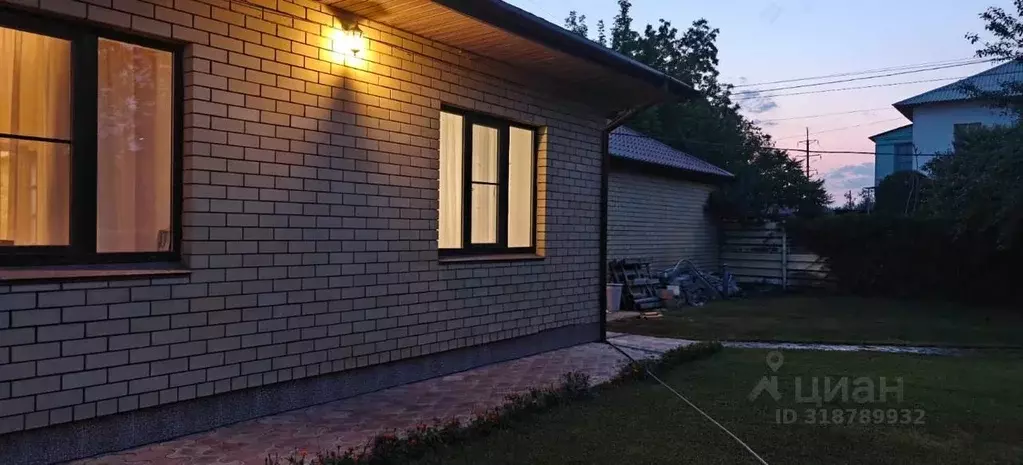 Дом в Волгоградская область, Краснослободск Среднеахтубинский район, ... - Фото 0