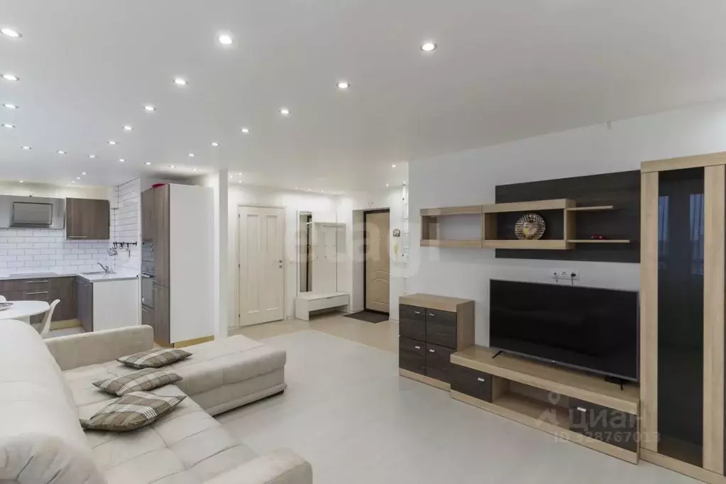 2-к кв. Тюменская область, Тюмень ул. Пермякова, 83к2 (62.7 м) - Фото 1