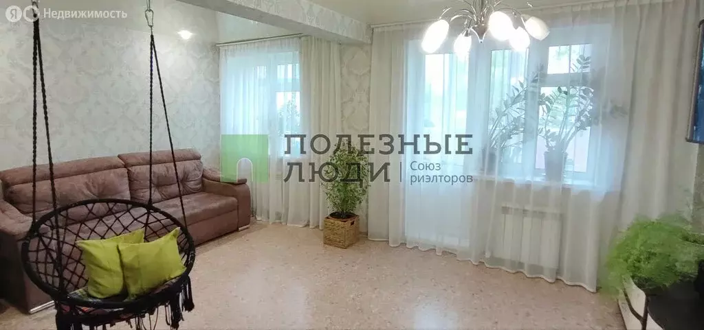 3-комнатная квартира: Зеленодольск, улица Сайдашева, 13 (81 м) - Фото 0