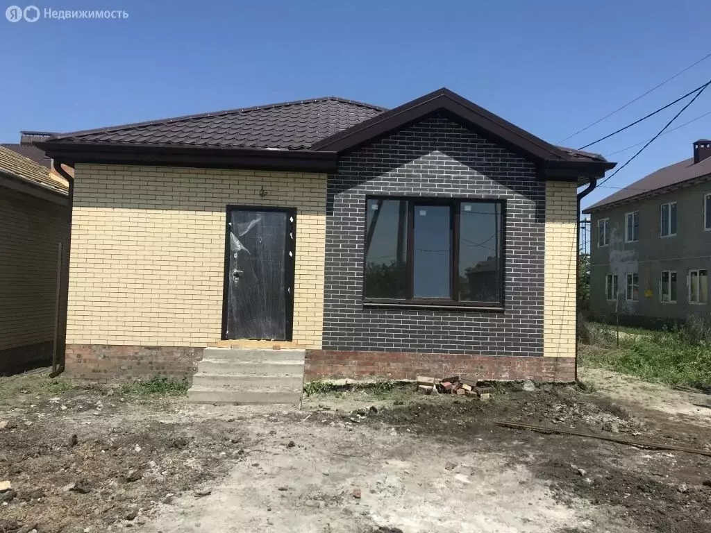 Дом в Ростов-на-Дону, Особенная улица (85 м) - Фото 1