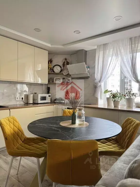 3-к кв. Самарская область, Самара просека 5-я, 110Е (77.2 м) - Фото 1