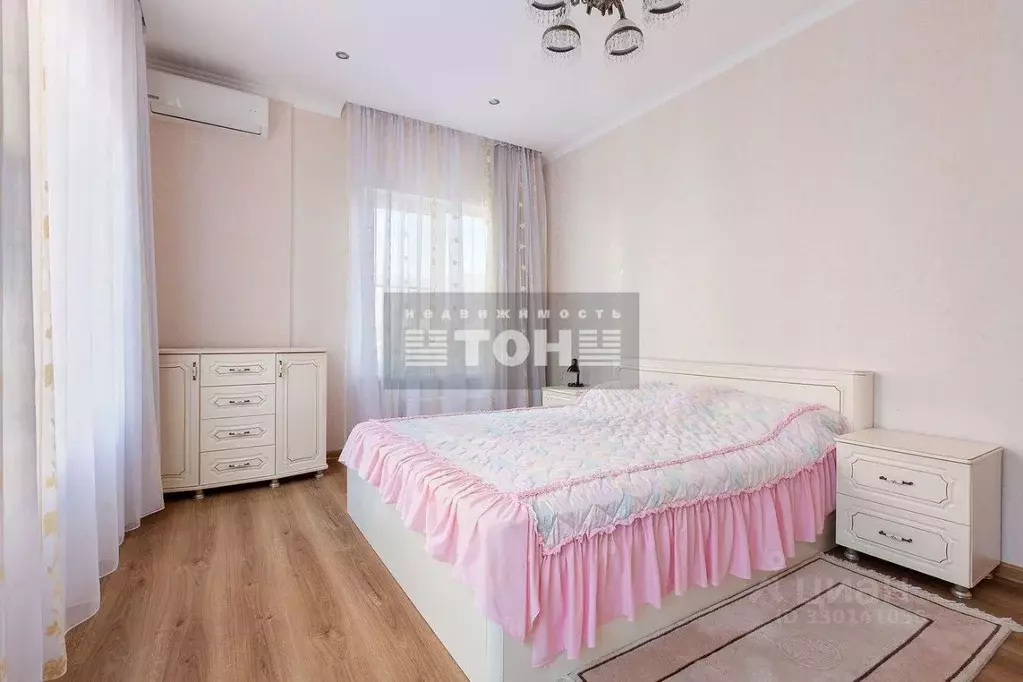 2-к кв. Краснодарский край, Геленджик Красногвардейская ул., 36А (65.0 ... - Фото 1