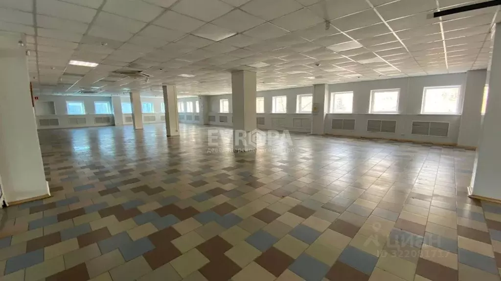 Торговая площадь в Ульяновская область, Ульяновск просп. Ленинского ... - Фото 1